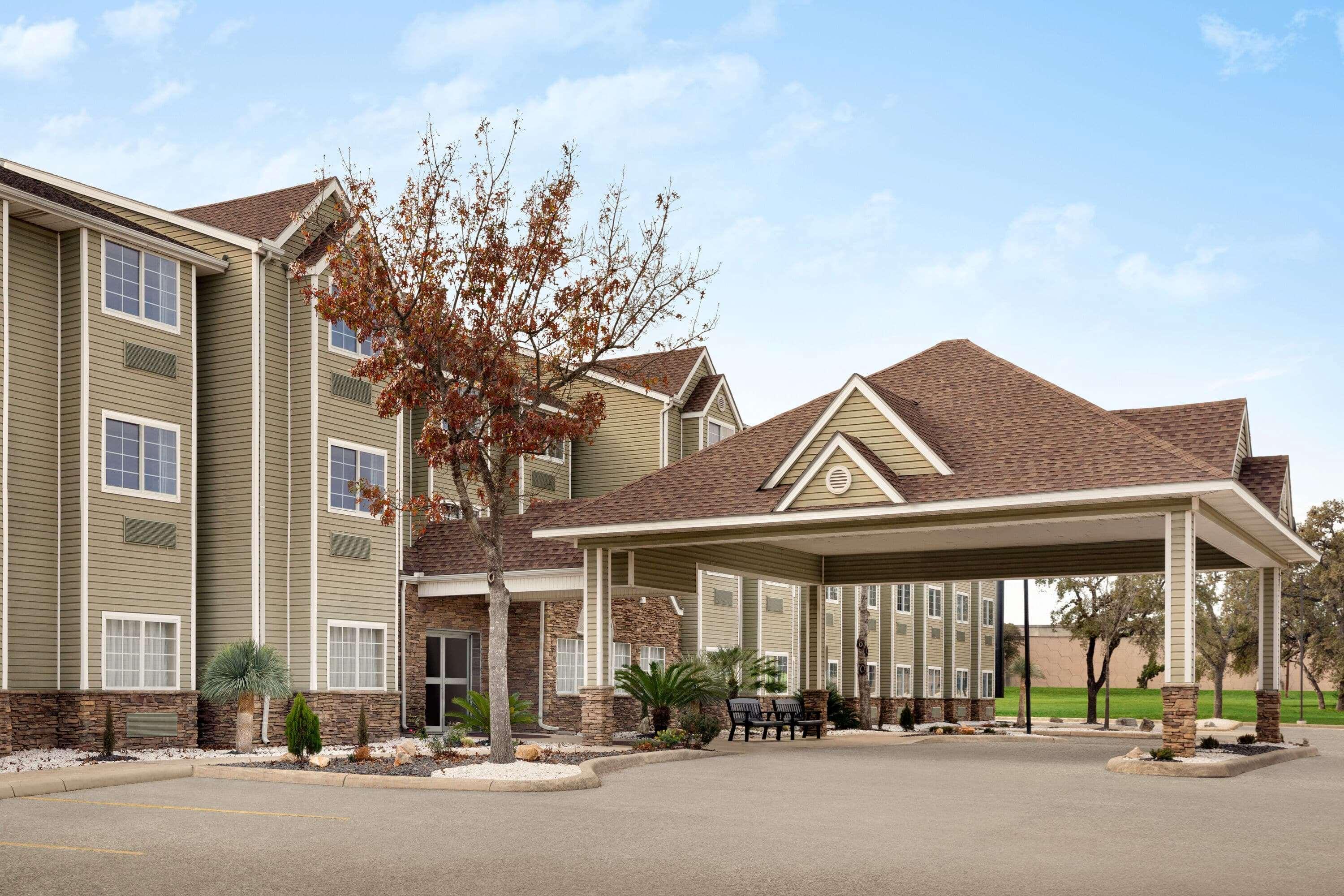 Super 8 By Wyndham San Antonio Airport North Hotel Kültér fotó