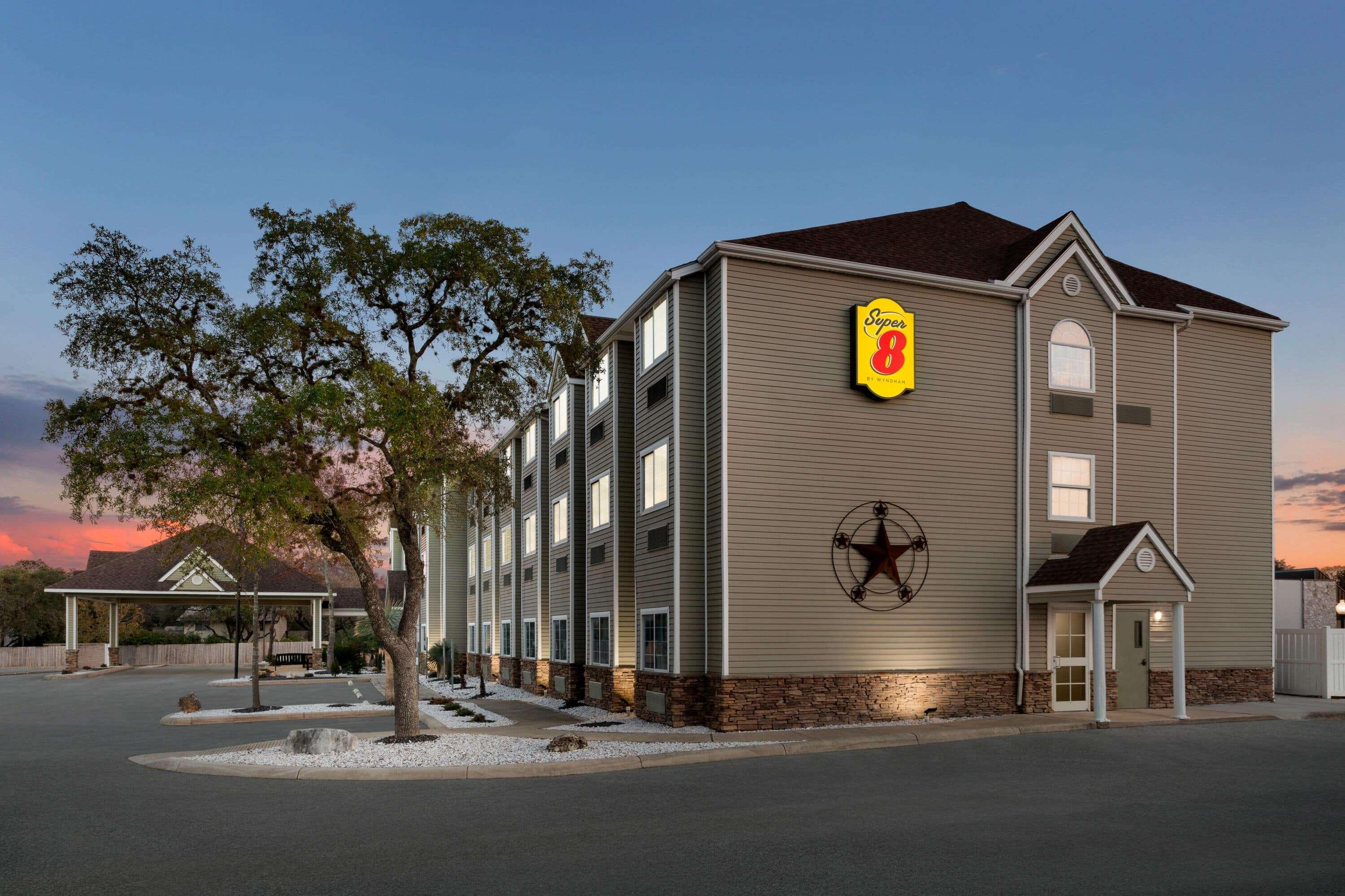 Super 8 By Wyndham San Antonio Airport North Hotel Kültér fotó